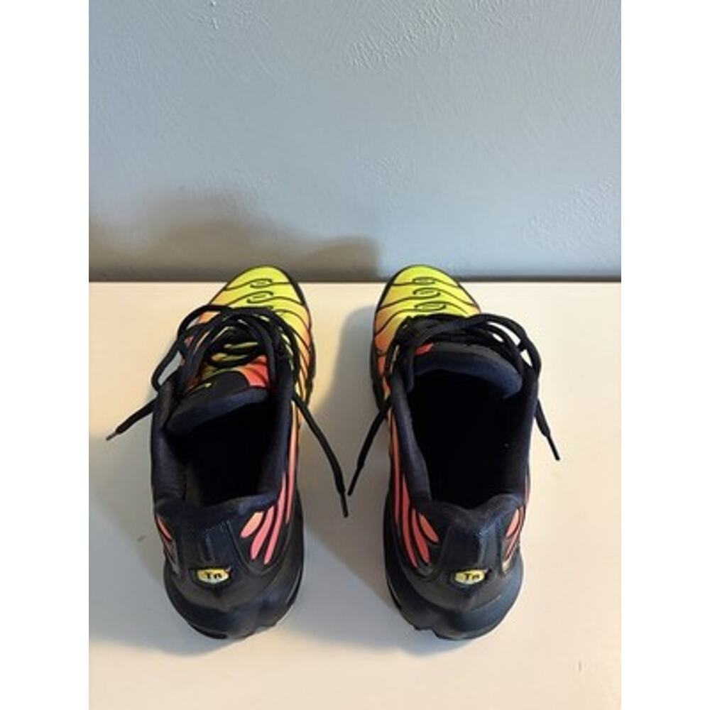 Nike Air Max Plus TN Women's Colorblock Breathable Mesh Sneaker US 11 (0300) - Picture 3 of 8